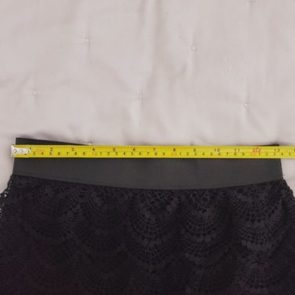 Aeropostale Cotton Blend Scalloped Lace Black Mini Skirt- S - Picture 9 of 14